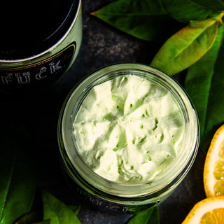 Enjoy the creamy texture of this green tea body scrub, made with shea butter and pure green tea extract.
