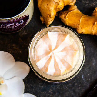 Experience the creamy texture of this whipped vanilla ginger body butter - with added shimmer!