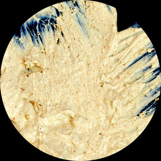 When mixed with water, this face mask powder has a creamy texture.