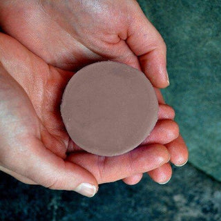 This coffee lotion bar will gently melt with your body heat to nourish dry skin. Try it on your elbows and heels.