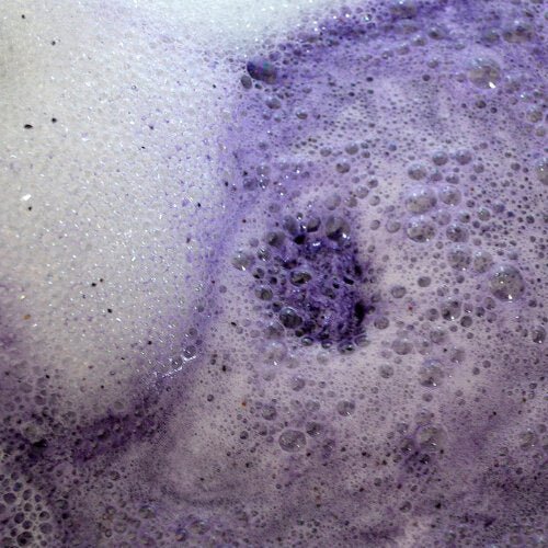 This Rude Bath Bombs, Blueberry Lavender Scent. will elevate your skincare routine by incorporating a natural Bath bomb. It's made by Badgerface Beauty Supply