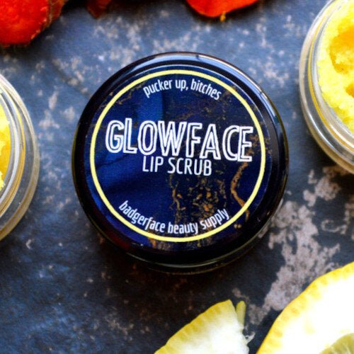This Brightening Turmeric Lip Scrub. will elevate your skincare routine by incorporating a natural Glowface. It's made by Badgerface Beauty Supply