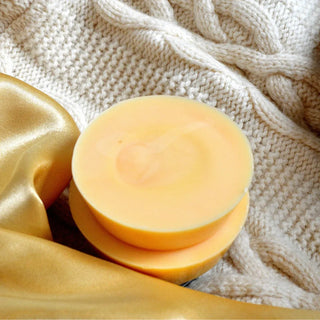 A nourishing blend of beeswax, shea butter, and coconut oil gives this bar its creamy texture.